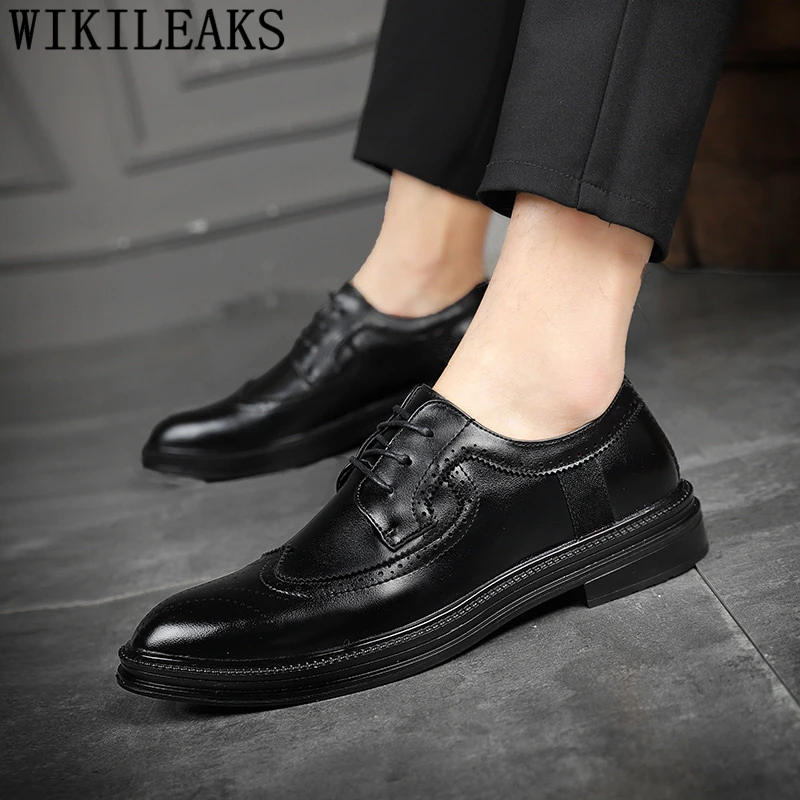 Brogues Business Shoes Men Oxford Leather Wedding Luxury Men Party Shoes Suit Shoes Men Formal Fashion Zapato Hombre Vestir 2022
Brogues Business Shoes Men Oxford Leather Wedding Luxury Men Party Shoes Suit Shoes Men Formal Fashion Zapato Hombre Vestir 2022