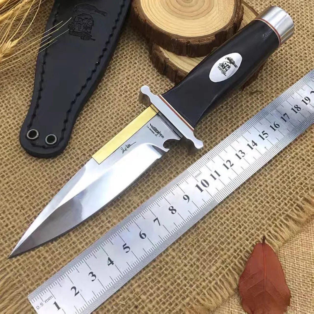 Tactical Outdoor Survival Knife High Hardness Military Tool Emergency Rescue Straight Knife Self-defense with leather sheath
Tactical Outdoor Survival Knife High Hardness Military Tool Emergency Rescue Straight Knife Self-defense with leather sheath