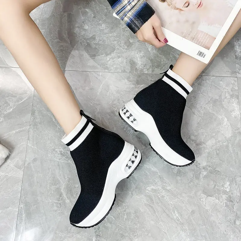 Socks shoes women 2020 spring and autumn new trendy shoes casual high-top elastic flat sneakers all-match women's shoes X467
Socks shoes women 2020 spring and autumn new trendy shoes casual high-top elastic flat sneakers all-match women's shoes X467