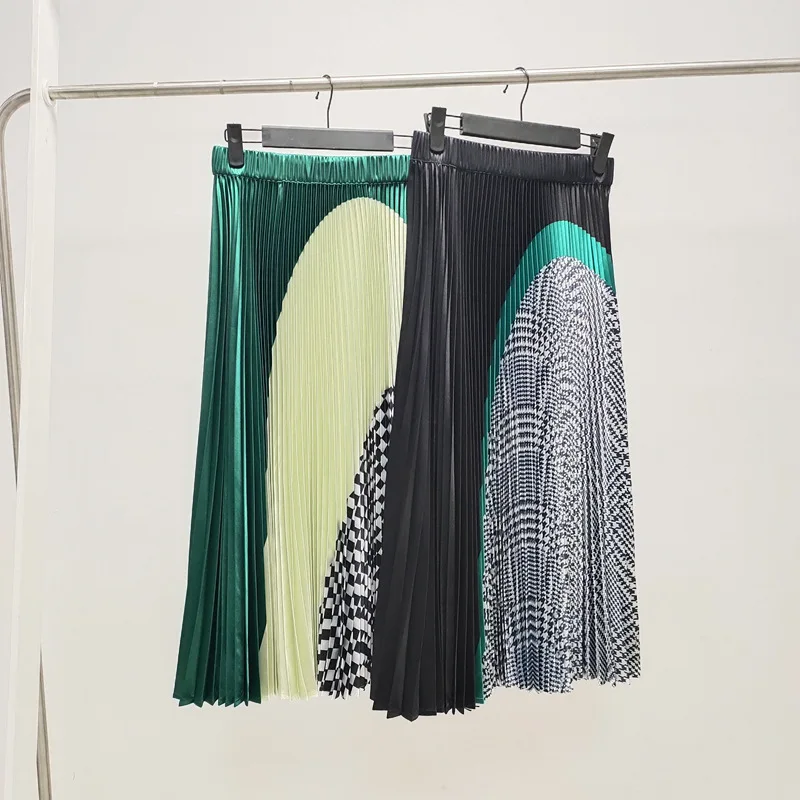Autumn Winter Skirt Female 2020 High Waist Fashion Printed Niche Big Swing Large Size Miyake Pleated Skirt For Women 45-75kg
Autumn Winter Skirt Female 2020 High Waist Fashion Printed Niche Big Swing Large Size Miyake Pleated Skirt For Women 45-75kg