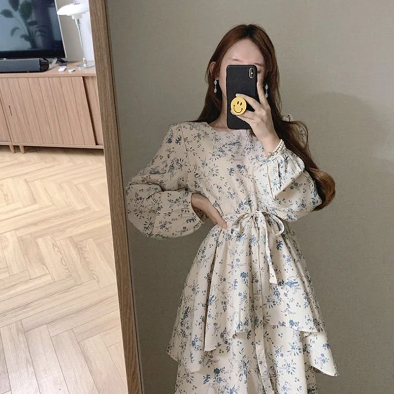 Traf round neck long sleeve floral double skirt lace chiffon dress 2022 spring autumn new bubble sleeve temperament long skirt
Traf round neck long sleeve floral double skirt lace chiffon dress 2022 spring autumn new bubble sleeve temperament long skirt