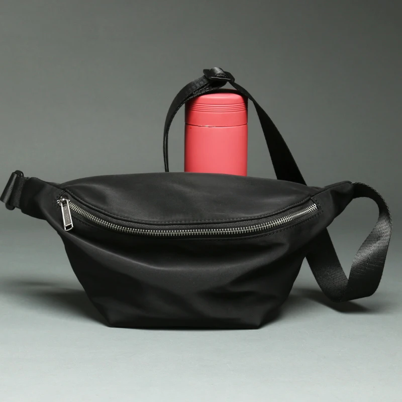 New Normcore/Minimalist Canvas Bags Quality Fashion Mini Disco Bags Unisex Men Women Black Waist Bags (XW3908)
New Normcore/Minimalist Canvas Bags Quality Fashion Mini Disco Bags Unisex Men Women Black Waist Bags (XW3908)