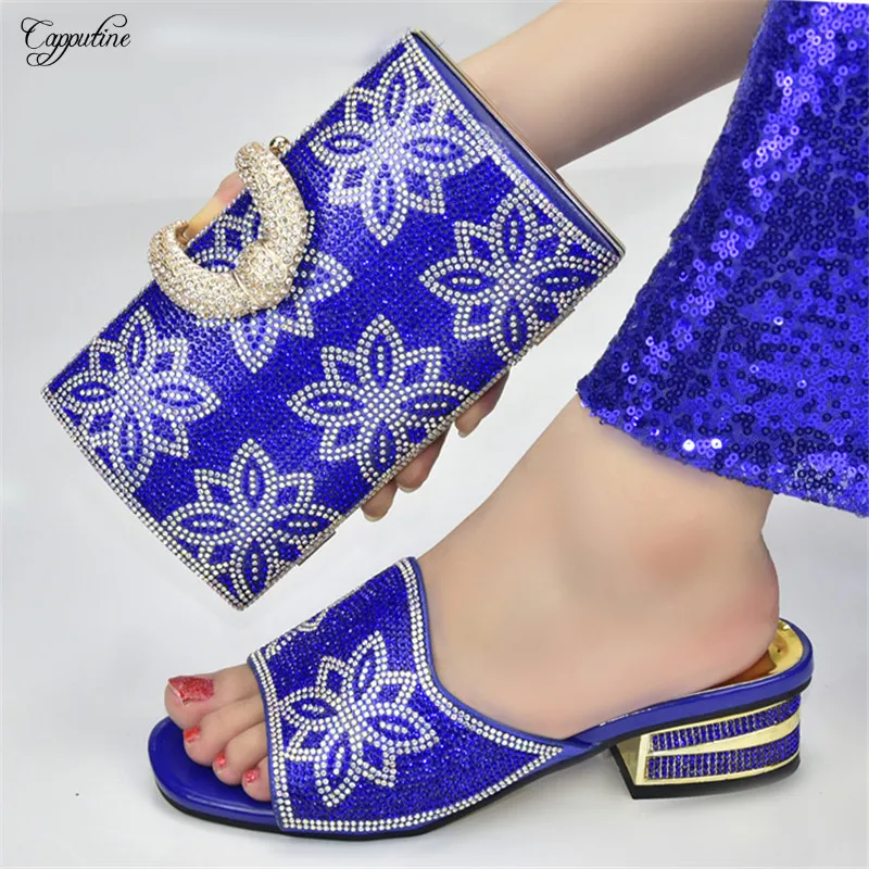 Red Italian Design African Women Shoes And Purse Bag Set Ladies Medium Heels Slippers With Clutch Handbag 938-4 Height 4.5cm
Red Italian Design African Women Shoes And Purse Bag Set Ladies Medium Heels Slippers With Clutch Handbag 938-4 Height 4.5cm
