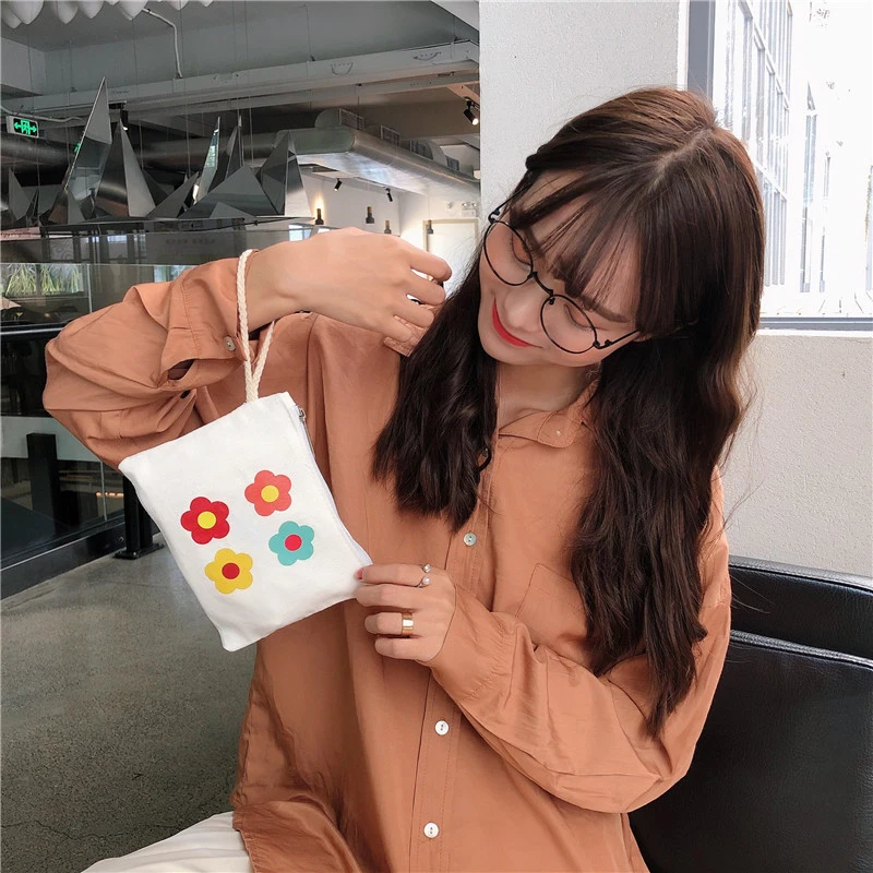 1pcs cartoon canvas cosmetic bags zipper bags pencil bags blank DIY craft pouches pencil case coin case customized canvas bag
1pcs cartoon canvas cosmetic bags zipper bags pencil bags blank DIY craft pouches pencil case coin case customized canvas bag