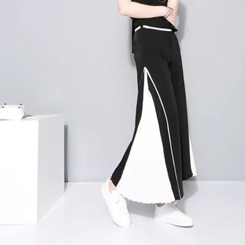 VKBN 2021 Casual Women Pants Pleated Wide Leg Pants Patchwork Black and Blue Fashion Trousers Women Loose Pants
VKBN 2021 Casual Women Pants Pleated Wide Leg Pants Patchwork Black and Blue Fashion Trousers Women Loose Pants