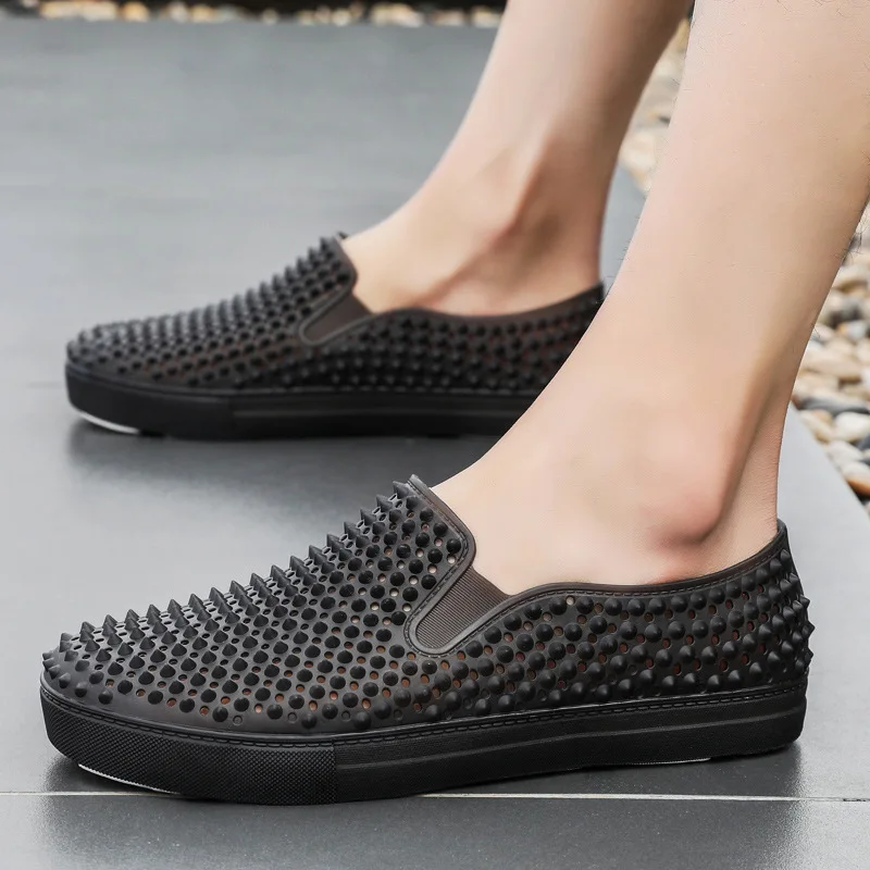 Spikes Men's Summer Men's Sandals Men's Trendy Personality Slippers Teen Hole Sandals Youth Trend Beach Shoes
Spikes Men's Summer Men's Sandals Men's Trendy Personality Slippers Teen Hole Sandals Youth Trend Beach Shoes