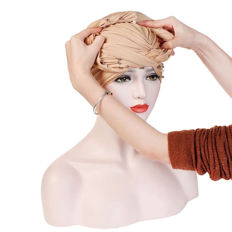 Muslim Fashion Women Elastic Velvet Pearls Turban Caps Islamic Hijab Bonnet Musulman Femme Headscarf Indian Hat Turbante Mujer
Muslim Fashion Women Elastic Velvet Pearls Turban Caps Islamic Hijab Bonnet Musulman Femme Headscarf Indian Hat Turbante Mujer