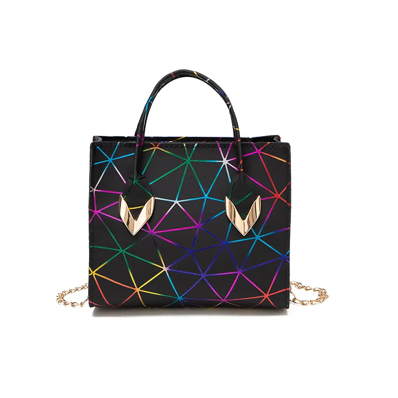 2021 New Designer Dazzle Colour Laser Women's Bag Geometric Pattern Diamond Handbags Fermale Chain Shoulder Bags for Women A181
2021 New Designer Dazzle Colour Laser Women's Bag Geometric Pattern Diamond Handbags Fermale Chain Shoulder Bags for Women A181