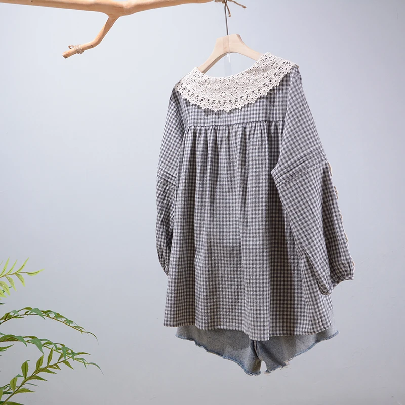Lamtrip unique super quality lace peter pan collar lace patchwork plaid blouse mori girl Japanese girl shirt
Lamtrip unique super quality lace peter pan collar lace patchwork plaid blouse mori girl Japanese girl shirt