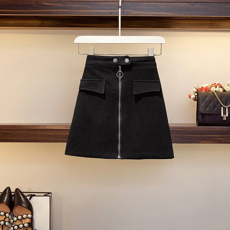 New Winter Set Van Tassel Pullover Blue Sweater Black Zipper Short Skirt Two-Piece Outfit Women Knitwear Top Casual Clothing Set
New Winter Set Van Tassel Pullover Blue Sweater Black Zipper Short Skirt Two-Piece Outfit Women Knitwear Top Casual Clothing Set