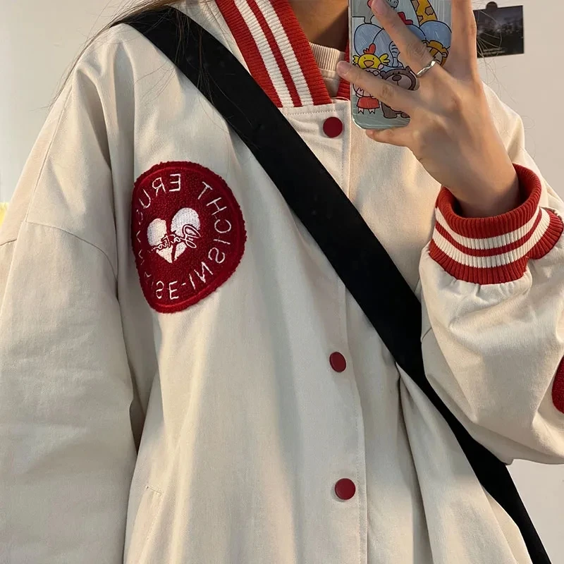 Long-sleeved jacket Harajuku letter streetwear warm sweater punk park clothes Y2K sweatshirt love embroidery striped clothes
Long-sleeved jacket Harajuku letter streetwear warm sweater punk park clothes Y2K sweatshirt love embroidery striped clothes