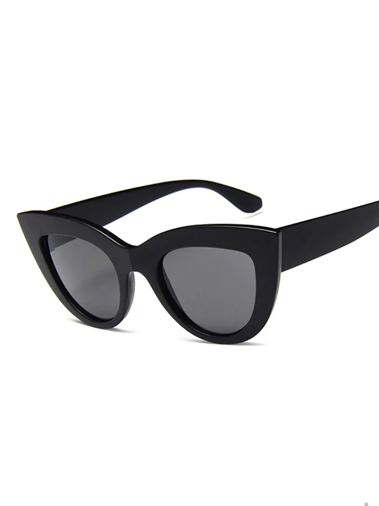 Luxury Brand Sunglasses Women/Men UV400 Classic Brand Designer Retro sunglass Oculos De Sol Fashion sun glasses S-9031 
Luxury Brand Sunglasses Women/Men UV400 Classic Brand Designer Retro sunglass Oculos De Sol Fashion sun glasses S-9031