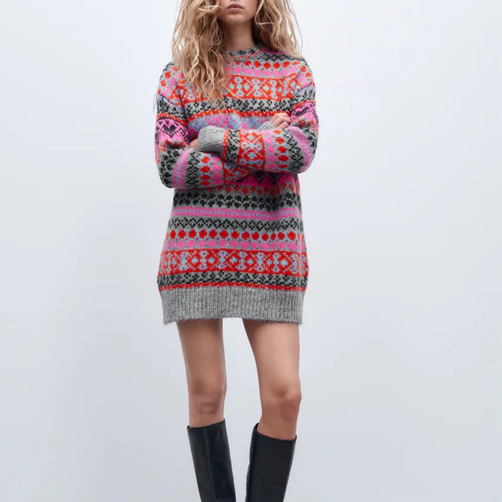 2021 autumn and winter retro fashion jacquard mid-length sweater women's fashion O-neck long-sleeved pullover chic top
2021 autumn and winter retro fashion jacquard mid-length sweater women's fashion O-neck long-sleeved pullover chic top