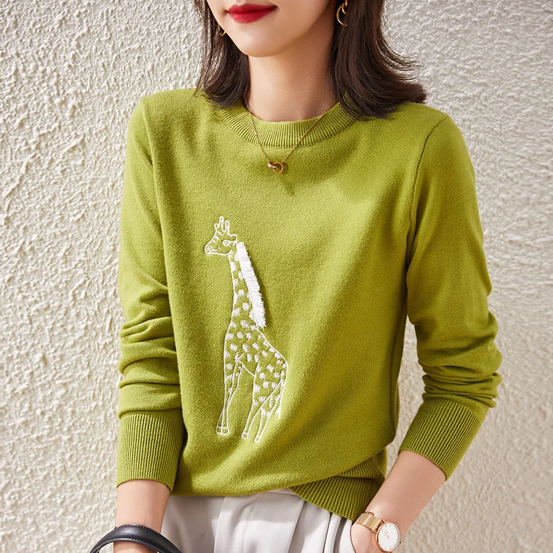 21 Autumn And Winter New Giraffe Embroidery Sweater Women's Round Neck Pullover Knit Fashion With Pure Wool Base
21 Autumn And Winter New Giraffe Embroidery Sweater Women's Round Neck Pullover Knit Fashion With Pure Wool Base