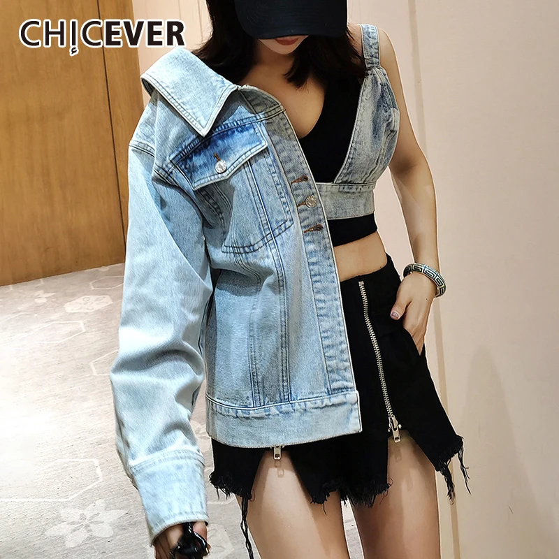 CHICEVER, джинсовые куртки для женщин, v-образный вырез, длинный рукав, одно плечо, пэчворк, асимметричный полый, пальто для женщин, осень 2021
CHICEVER, джинсовые куртки для женщин, v-образный вырез, длинный рукав, одно плечо, пэчворк, асимметричный полый, пальто для женщин, осень 2021