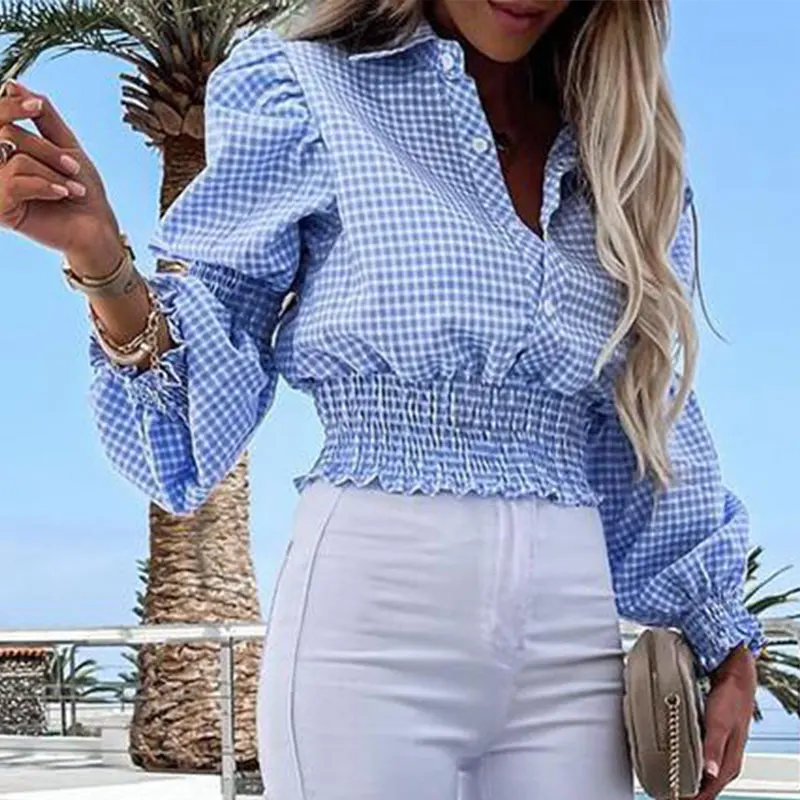 Женская плиссированная рубашка в клетку, голубая Повседневная Блузка с рукавами-фонариками и пуговицами, топ с отворотом, лето 2021
Женская плиссированная рубашка в клетку, голубая Повседневная Блузка с рукавами-фонариками и пуговицами, топ с отворотом, лето 2021