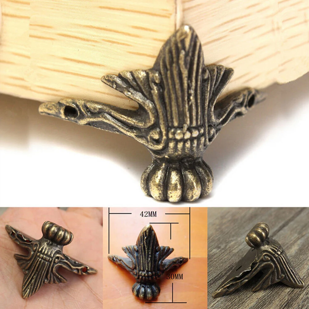 4Pcs Antique Brass Jewelry Gift Box Wood Case Decorative Feet Leg Corner Protector Cassical
4Pcs Antique Brass Jewelry Gift Box Wood Case Decorative Feet Leg Corner Protector Cassical