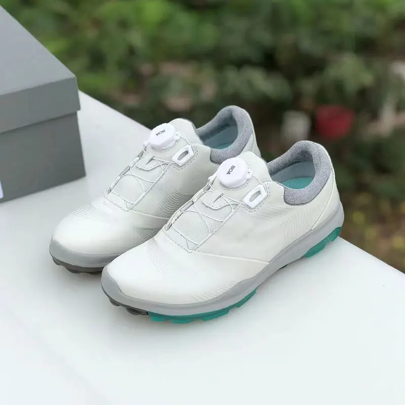 Genuine Leather Women Golf Shoes Autumn Quick Lacing Golf Shoes Woman White Anti-Slippery Golf Sneakers for Female Size 35-40 
Genuine Leather Women Golf Shoes Autumn Quick Lacing Golf Shoes Woman White Anti-Slippery Golf Sneakers for Female Size 35-40
