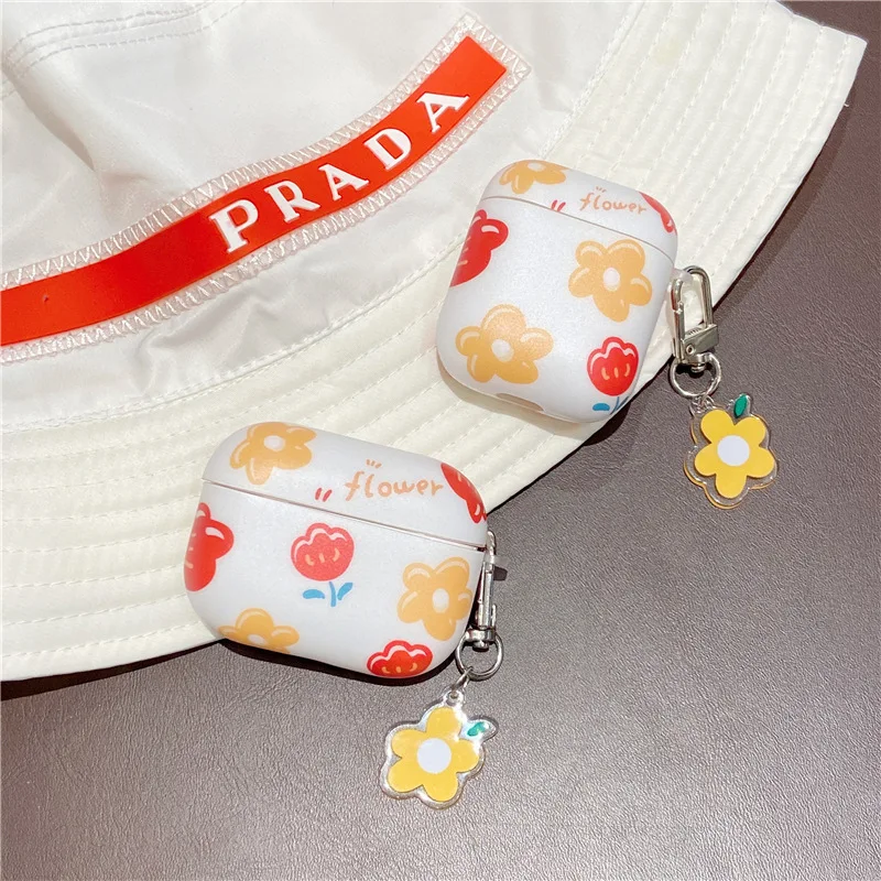 Red and Yellow Small Flowers earphone case AirPods 1 and 2 Case Airpods Pro Case Airpod 3 Case Earphone Accessories Case
Red and Yellow Small Flowers earphone case AirPods 1 and 2 Case Airpods Pro Case Airpod 3 Case Earphone Accessories Case
