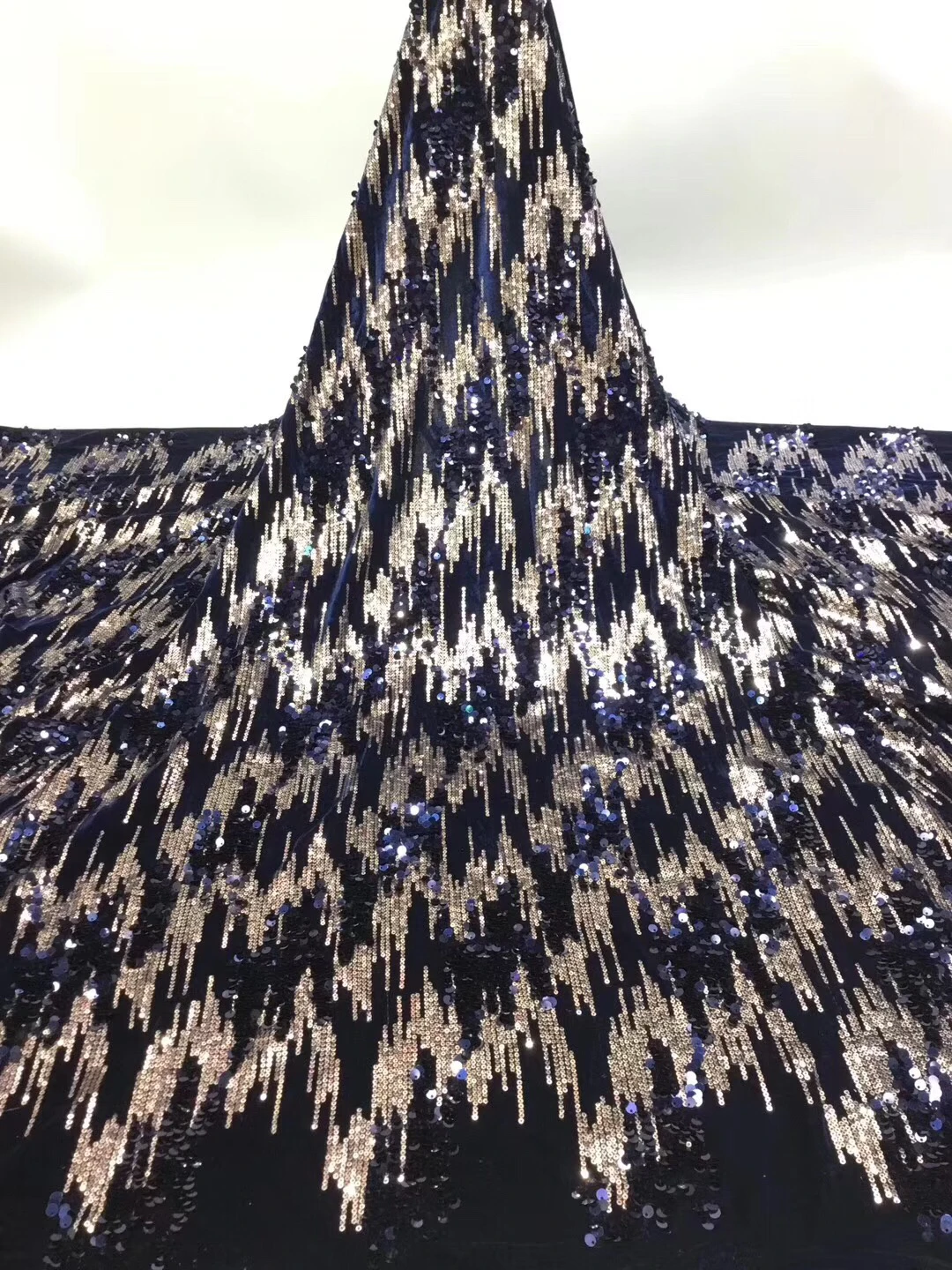 2019 Wedding Dress French Tulle Lace Fabrics High Quality African Net Lace Fabrics Beads Nigerian Lace fabrics For Party
2019 Wedding Dress French Tulle Lace Fabrics High Quality African Net Lace Fabrics Beads Nigerian Lace fabrics For Party