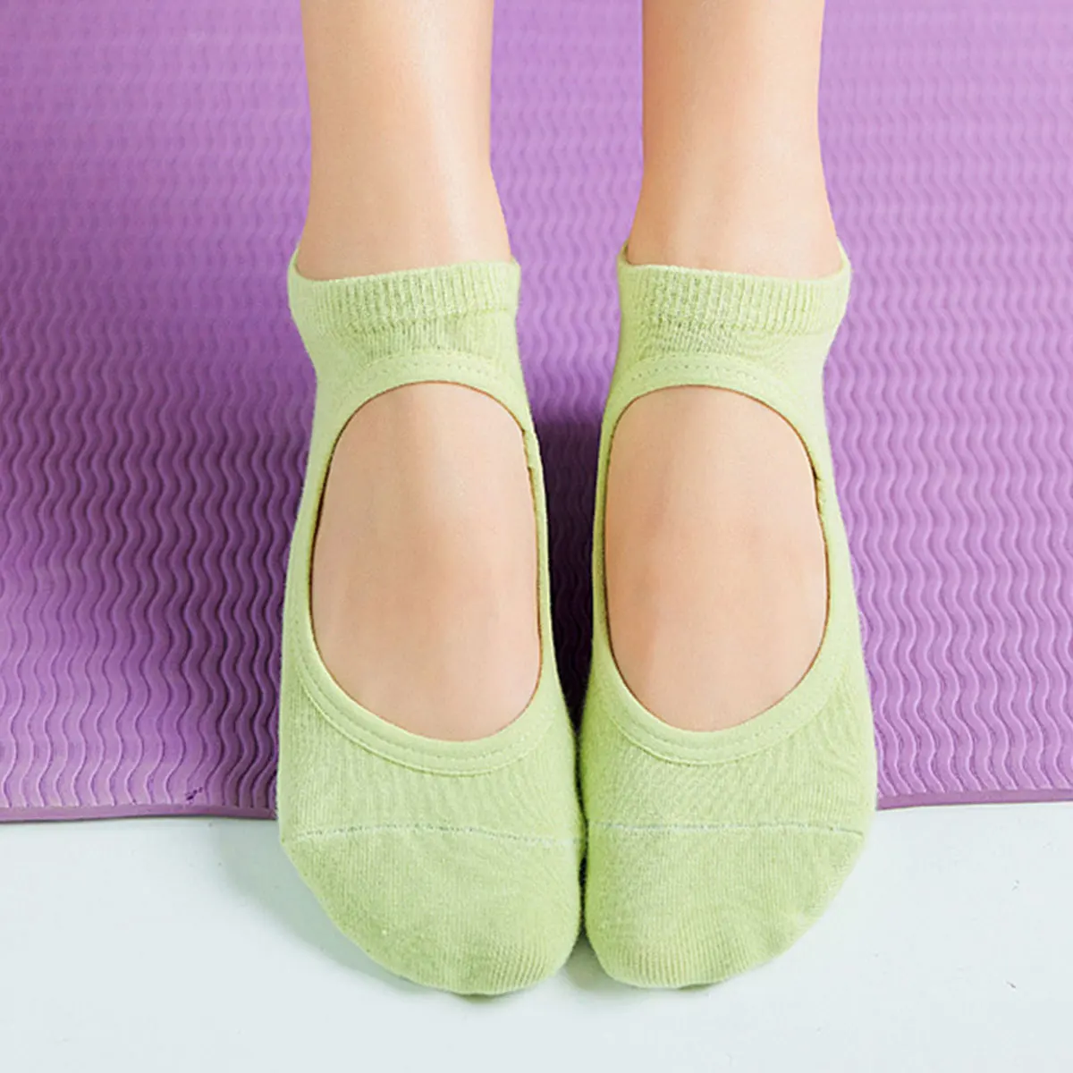 Yoga Socks Breathable Anti-friction Women Silicone Non Slip Pilates Breathable Sports Dance High Quality Elastic Female Socks
Yoga Socks Breathable Anti-friction Women Silicone Non Slip Pilates Breathable Sports Dance High Quality Elastic Female Socks