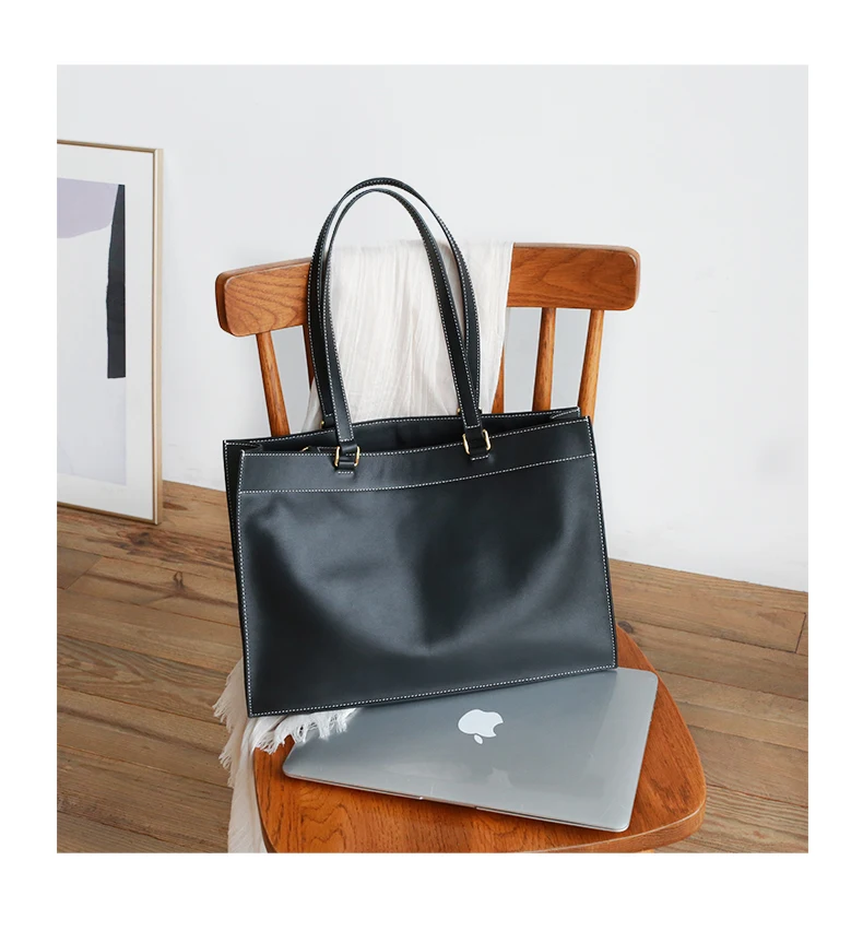 Top quality 2021 new shoulder bag large capacity leather tote bag simple commuter briefcase original handbag
Top quality 2021 new shoulder bag large capacity leather tote bag simple commuter briefcase original handbag