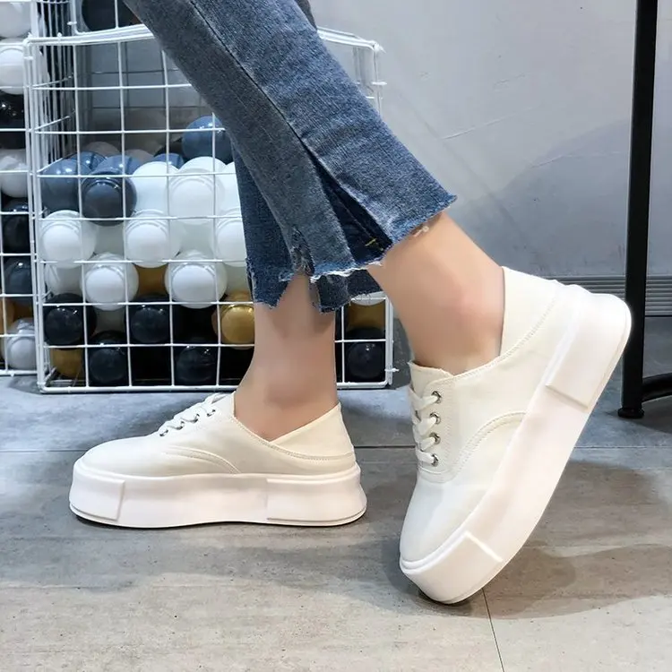 Round Toe Women Shoes Autumn Clogs Platform Casual Female Sneakers All-Match Fall New Creepers Summer Espadrille Cross Cross-tie
Round Toe Women Shoes Autumn Clogs Platform Casual Female Sneakers All-Match Fall New Creepers Summer Espadrille Cross Cross-tie
