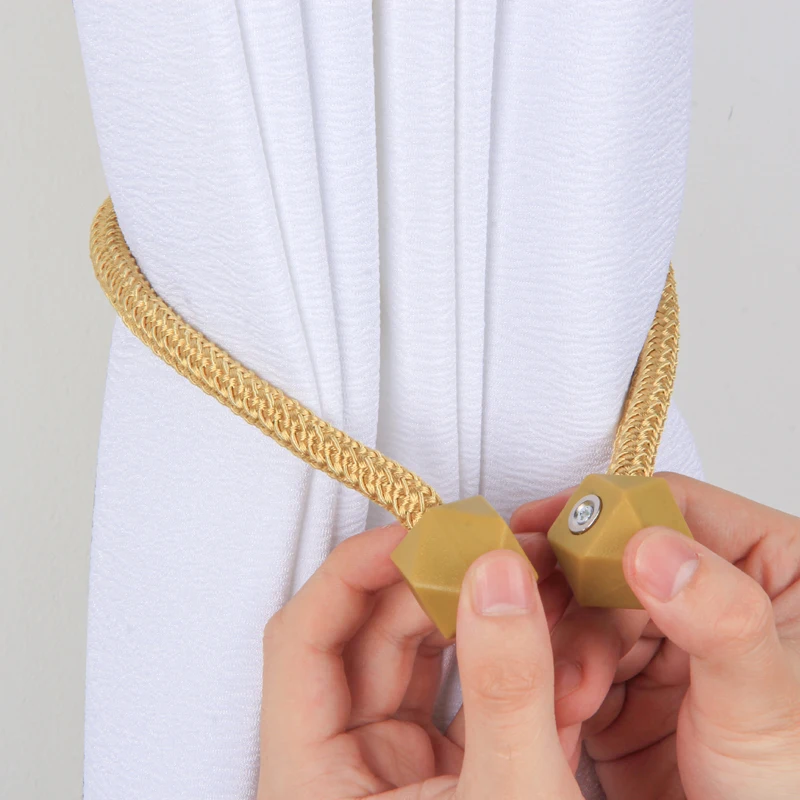 1Pc Magnetic Curtain Clip Buckle Holder Curtain Tieback Hanging Tie Back Curtains Home Decoration Accessories for Magnets Clamp
1Pc Magnetic Curtain Clip Buckle Holder Curtain Tieback Hanging Tie Back Curtains Home Decoration Accessories for Magnets Clamp