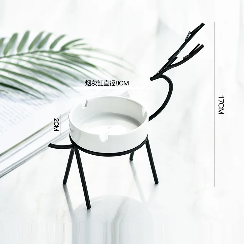 New Creative Home Metal Crafts Nordic Elk Peacock Animal Shape Ashtray Light Luxury Desktop Decoration Creative Ashtray
New Creative Home Metal Crafts Nordic Elk Peacock Animal Shape Ashtray Light Luxury Desktop Decoration Creative Ashtray