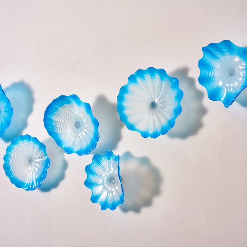 Modern Sky Blue White Wall Art Flower Wall Sconces Dia 25 to 40cm 6pcs Decorative Murano Glass Plates Collection for Living Room
Modern Sky Blue White Wall Art Flower Wall Sconces Dia 25 to 40cm 6pcs Decorative Murano Glass Plates Collection for Living Room