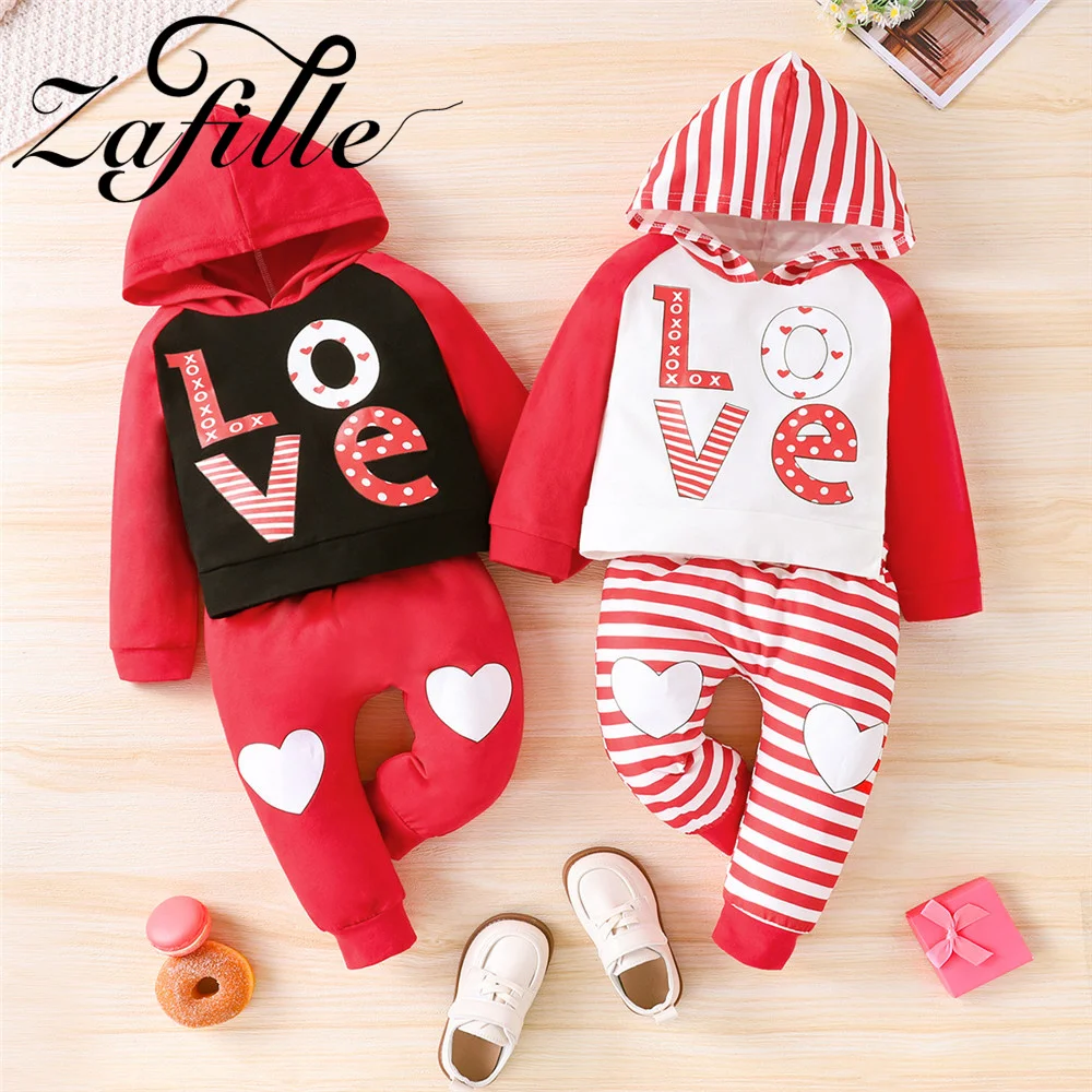 ZAFILLE LOVE Printed Kids Girls Clothes Set Patchwork Top+Heart Pants Valentine's Day Baby Party Outfit Cute Children's Clothing
ZAFILLE LOVE Printed Kids Girls Clothes Set Patchwork Top+Heart Pants Valentine's Day Baby Party Outfit Cute Children's Clothing