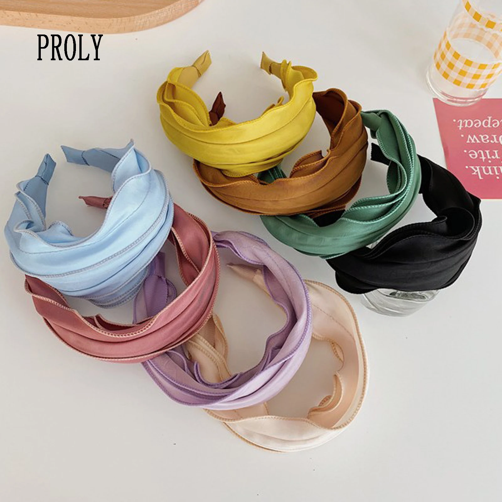 PROLY, новинка, модная женская повязка на голову, широкая сторона, сплошной цвет, складки, повязка на голову, повседневная повязка на голову, мягкая тюрбан, аксессуары для волос, Оптовая продажа
PROLY, новинка, модная женская повязка на голову, широкая сторона, сплошной цвет, складки, повязка на голову, повседневная повязка на голову, мягкая тюрбан, аксессуары для волос, Оптовая продажа