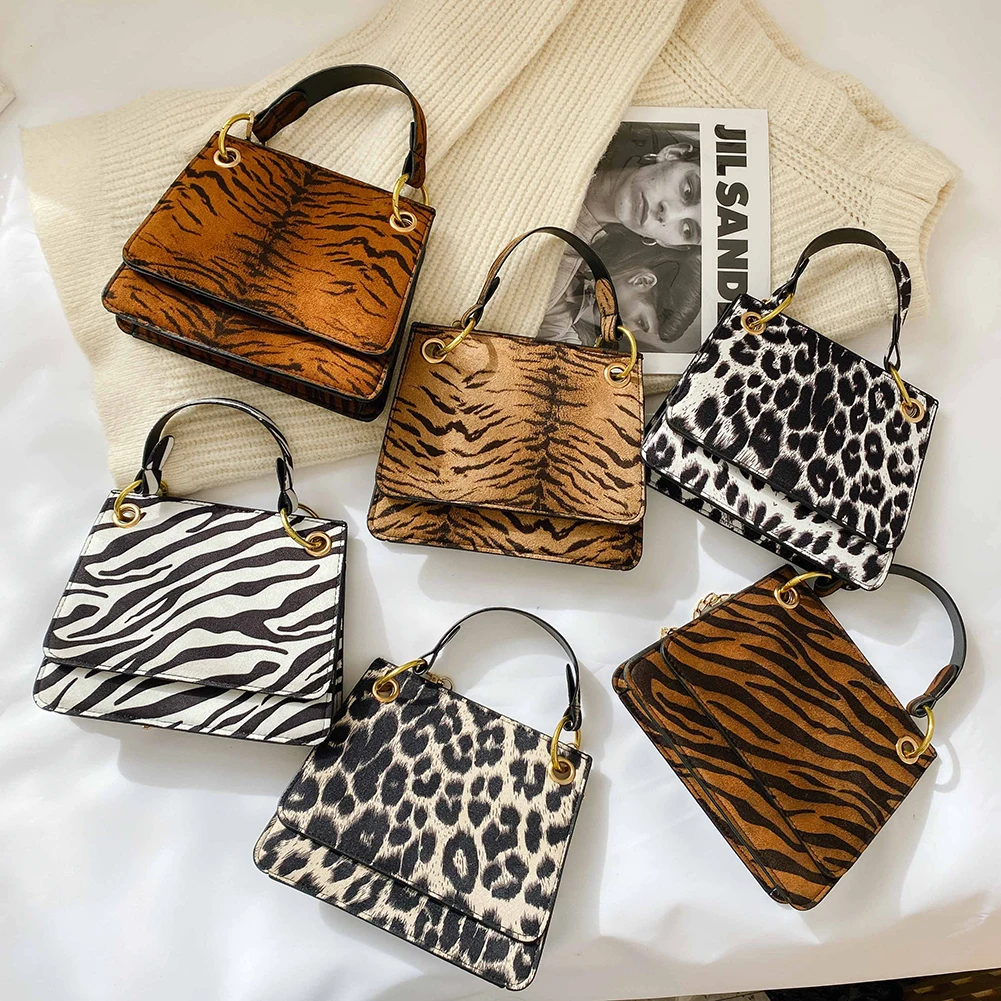 Zebra Printed Crossbody Bag PU LeatherSmall Summer Lady Shoulder Handbags Female Simple Totes for Women 2020 Trend
Zebra Printed Crossbody Bag PU LeatherSmall Summer Lady Shoulder Handbags Female Simple Totes for Women 2020 Trend