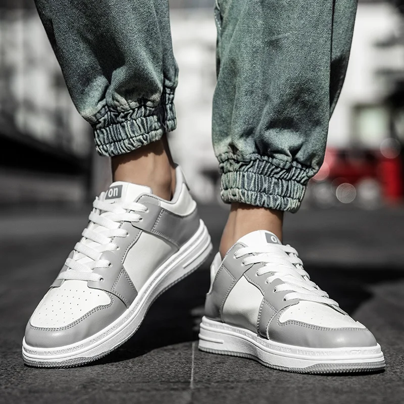 CYYTL Men's Leather Skateboarding Sneakers Boys Students Fashion Outdoor Running Shoes Breathable Walking Tennis Sports Footwear
CYYTL Men's Leather Skateboarding Sneakers Boys Students Fashion Outdoor Running Shoes Breathable Walking Tennis Sports Footwear