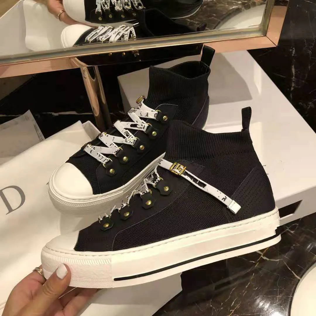 2021New Mulinsen Walk'n' Running Shoes for Women Sneakers Oblique Kint White Mesh Indigo Blue Knit Luxury Brand Christian- Shoes
2021New Mulinsen Walk'n' Running Shoes for Women Sneakers Oblique Kint White Mesh Indigo Blue Knit Luxury Brand Christian- Shoes
