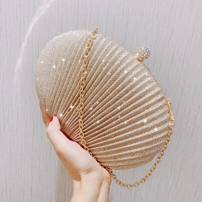 2021 New Woman Clutch Bag High Quality Metal Buckle Dinner Bag Fashion Chain Shoulder Messenger Bag Wallet Card Bag Cosmetic Bag
2021 New Woman Clutch Bag High Quality Metal Buckle Dinner Bag Fashion Chain Shoulder Messenger Bag Wallet Card Bag Cosmetic Bag