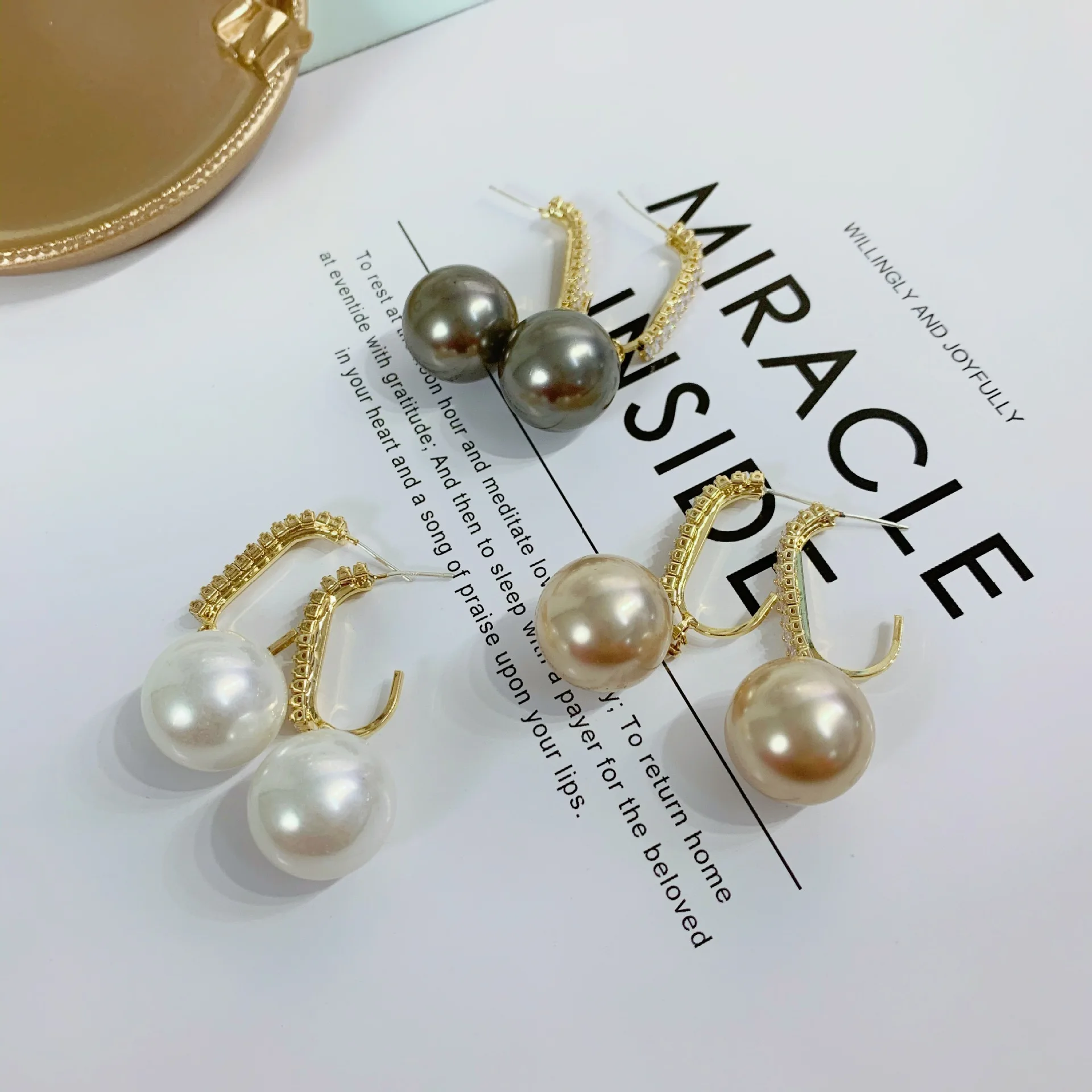 VENTFILLE Sterling Silver Gray Zircon Crystal Dangle Earrings Luxury Women Jewelry Fashion New Collection Gift
VENTFILLE Sterling Silver Gray Zircon Crystal Dangle Earrings Luxury Women Jewelry Fashion New Collection Gift