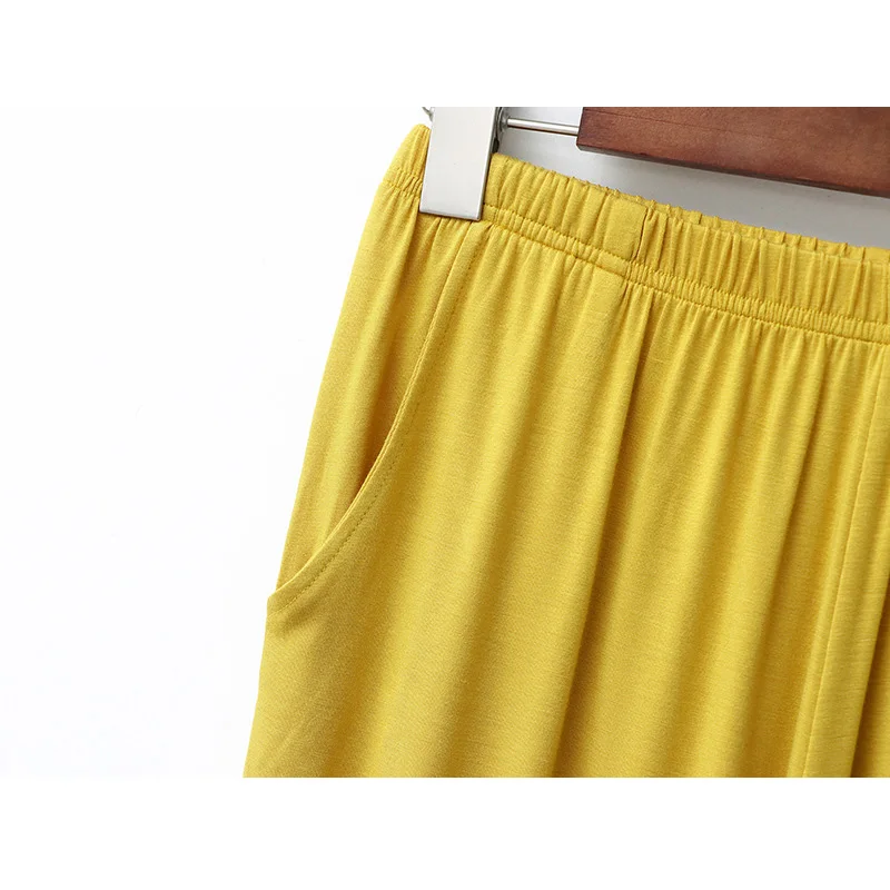 2020 new pajamas spring autumn elastic modal pijamas female yellow V-neck trousers suit pants with pocket home service sleepwear
2020 new pajamas spring autumn elastic modal pijamas female yellow V-neck trousers suit pants with pocket home service sleepwear