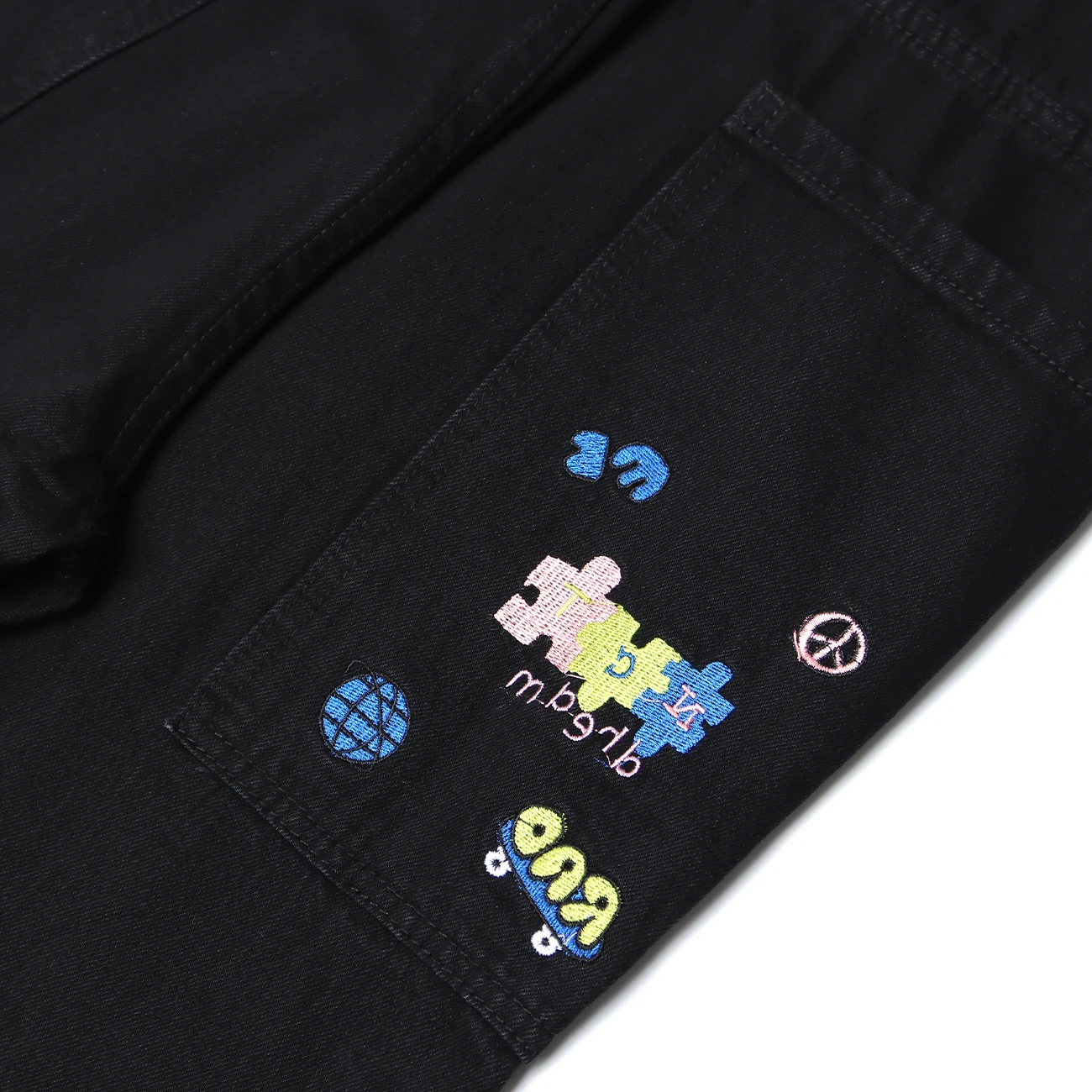 LACIBLE Streetwear Retro Denim Pants Embroidered Flower Streetwear Jeans Harajuku Hip Hop Pants Jogger Men's Pants
LACIBLE Streetwear Retro Denim Pants Embroidered Flower Streetwear Jeans Harajuku Hip Hop Pants Jogger Men's Pants