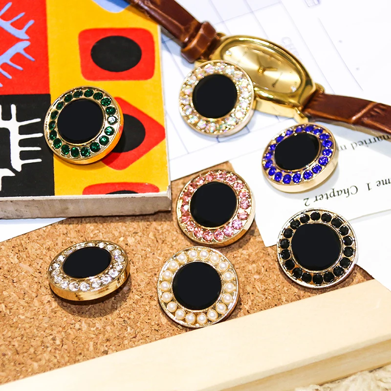 High quality round oil point exquisite diamond buttons 10 pieces of clothing jacket accessories 20cm round black bottom button
High quality round oil point exquisite diamond buttons 10 pieces of clothing jacket accessories 20cm round black bottom button