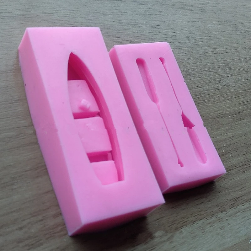 Cute Ship Boat Oars Pendant Silicone Resin Casting Mold 3D Sail Boat Mold Tools E15E
Cute Ship Boat Oars Pendant Silicone Resin Casting Mold 3D Sail Boat Mold Tools E15E