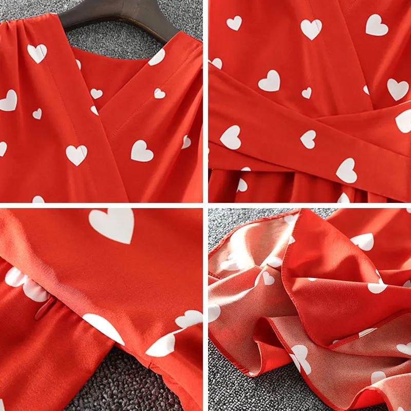 2020 New Vintage Love Heart Print Dress Women Sweet Cherry Print V Neck Midi Bandage Dress Female Holiday Party 
2020 New Vintage Love Heart Print Dress Women Sweet Cherry Print V Neck Midi Bandage Dress Female Holiday Party