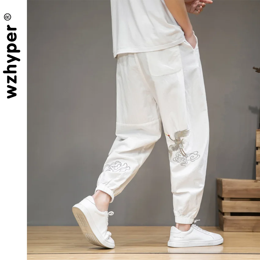 Chinese style men's immortal crane embroidered men's spring large size harem trousers retro wind loose small foot trousers tide
Chinese style men's immortal crane embroidered men's spring large size harem trousers retro wind loose small foot trousers tide