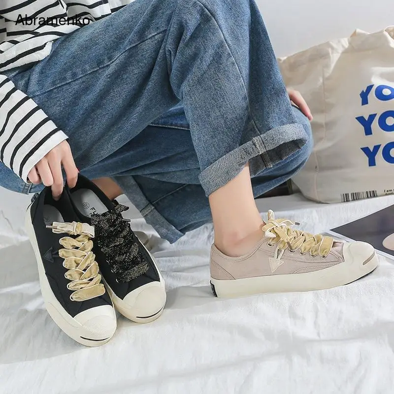 Classic Open Canvas Shoes Personality Fashion Lace-up Women Students Version Of Wild Ins New Niche Shoes Trend Women Size 35-40
Classic Open Canvas Shoes Personality Fashion Lace-up Women Students Version Of Wild Ins New Niche Shoes Trend Women Size 35-40