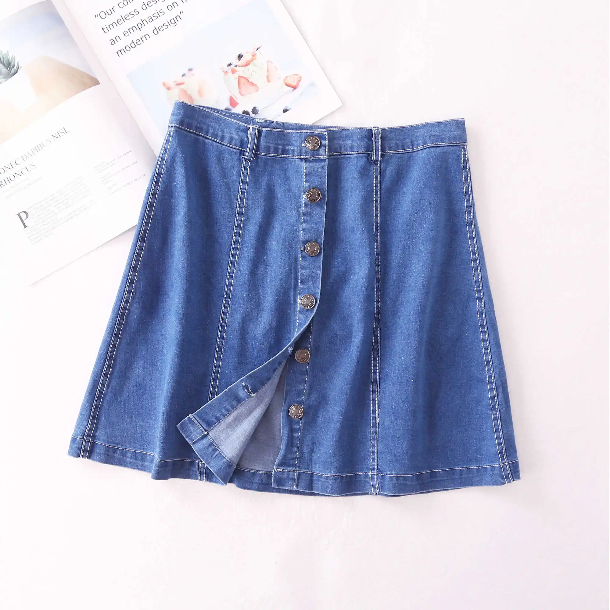 Новинка весна-лето 2020, Джинсовая юбка в Корейском стиле, трапециевидная юбка, Женская юбка с завышенной талией, короткая юбка, Модная притал...
Новинка весна-лето 2020, Джинсовая юбка в Корейском стиле, трапециевидная юбка, Женская юбка с завышенной талией, короткая юбка, Модная притал...