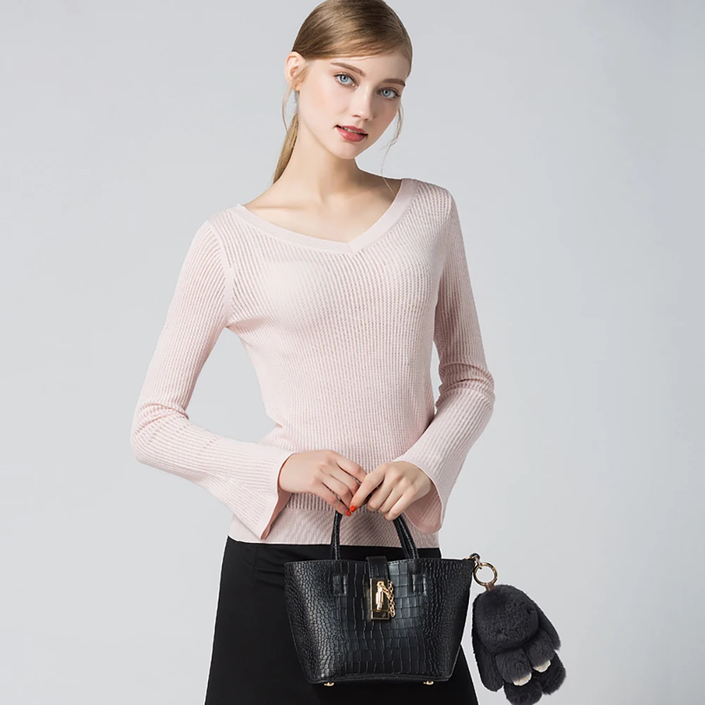 Spring Autumn Women's Flare Sleeve Perspective of Hollow Thin V-neck Ice Cool Silk Long Sleeve Slim Knit Pullover
Spring Autumn Women's Flare Sleeve Perspective of Hollow Thin V-neck Ice Cool Silk Long Sleeve Slim Knit Pullover