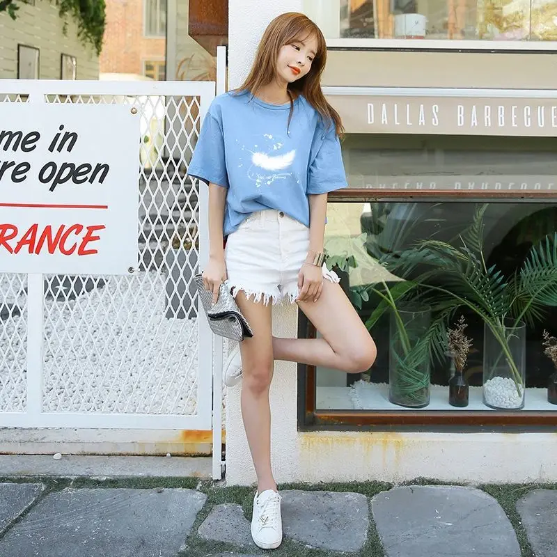 2021 new summer cotton short-sleeved T-shirt women students Korean version loose solid color fashion female pullover casual top
2021 new summer cotton short-sleeved T-shirt women students Korean version loose solid color fashion female pullover casual top
