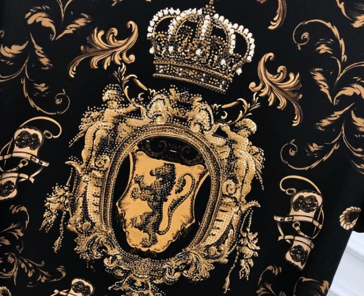 20ss brand new fashion crown diamond gothic famous print tee luxury cotton tee for men 
20ss brand new fashion crown diamond gothic famous print tee luxury cotton tee for men