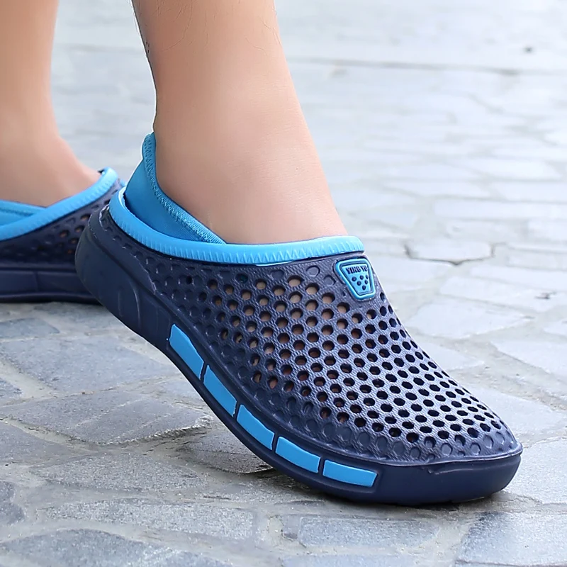 2021 New Comfortable Men Pool Sandals Summer Outdoor Beach Shoes Men Slip On Garden Clogs Casual Water Shower Slippers Flip Flop
2021 New Comfortable Men Pool Sandals Summer Outdoor Beach Shoes Men Slip On Garden Clogs Casual Water Shower Slippers Flip Flop