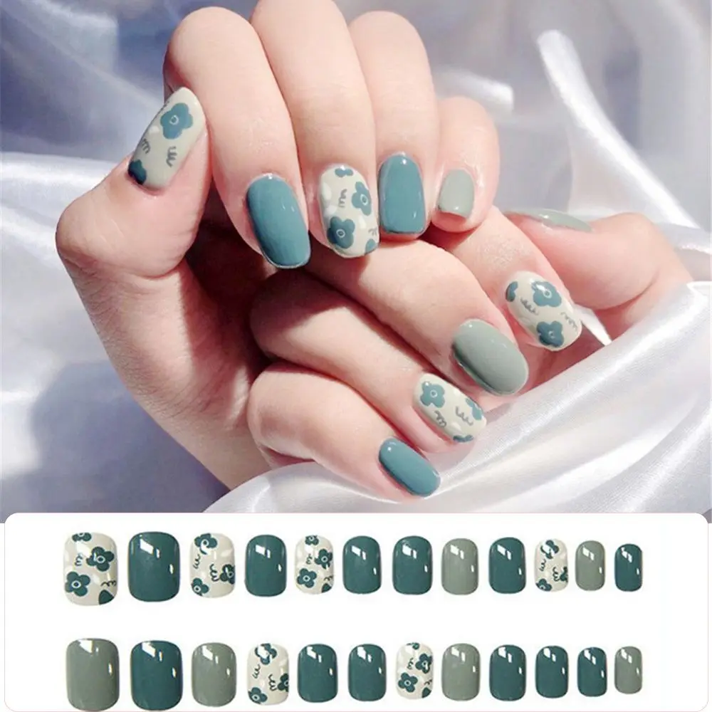 24PCS/set Beauty Fashion French False Nails Flower Heart Jelly Gum Nail Art Fake Nails
24PCS/set Beauty Fashion French False Nails Flower Heart Jelly Gum Nail Art Fake Nails